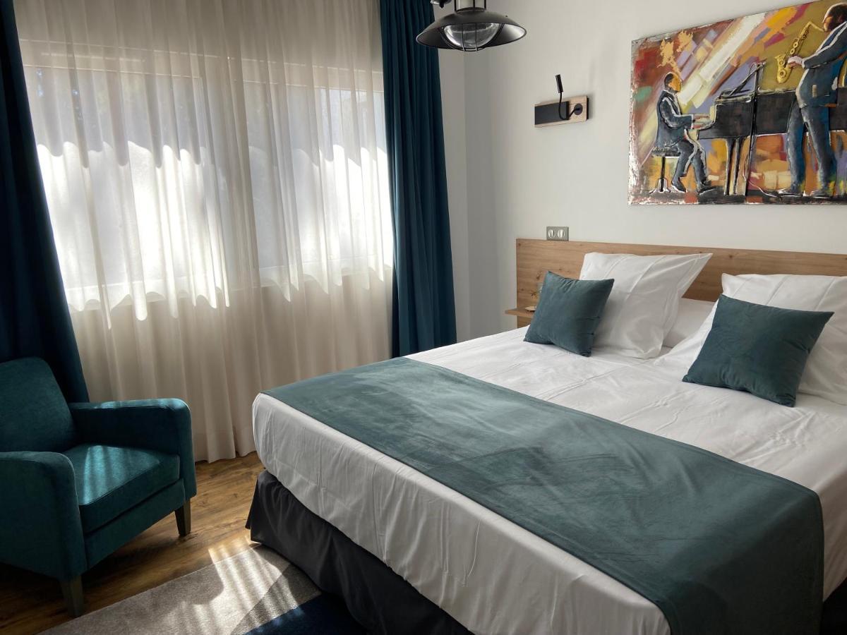 Hotel El Chaparral Mijas Bagian luar foto